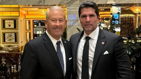EDUARDO VERÁSTEGUI, QUE ASPIRA A SER PRESIDENTE DE MÉXICO, SE REÚNE CON NUEVO EMBAJADOR DE EEUU EDUARDO VERÁSTEGUI, QUE ASPIRA A SER PRESIDENTE DE MÉXICO, SE REÚNE CON NUEVO EMBAJADOR DE EEUU