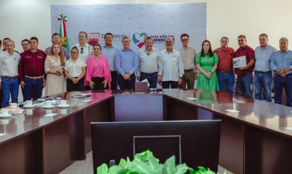 IMPULSA DAVID MONREAL PROYECTOS DE TRANSFORMACIÓN HÍDRICA Y AGRÍCOLA PARA ZACATECAS IMPULSA DAVID MONREAL PROYECTOS DE TRANSFORMACIÓN HÍDRICA Y AGRÍCOLA PARA ZACATECAS