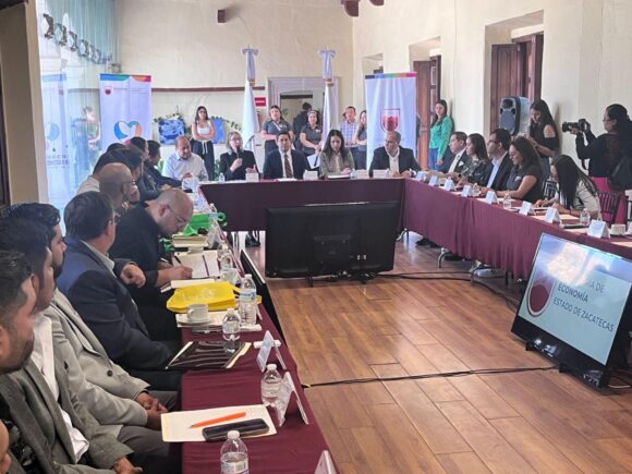 RECIBE GOBIERNO DE ZACATECAS A DELEGACIÓN DE QUEBEC, CANADÁ PARA FORTALECER COOPERACIÓN BILATERAL RECIBE GOBIERNO DE ZACATECAS A DELEGACIÓN DE QUEBEC, CANADÁ PARA FORTALECER COOPERACIÓN BILATERAL