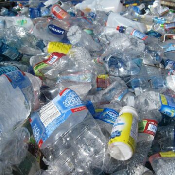 DÍA DEL MEDIOAMBIENTE: EL MUNDO GENERA CADA AÑO 400 MILLONES DE TONELADAS DE PLÁSTICOS