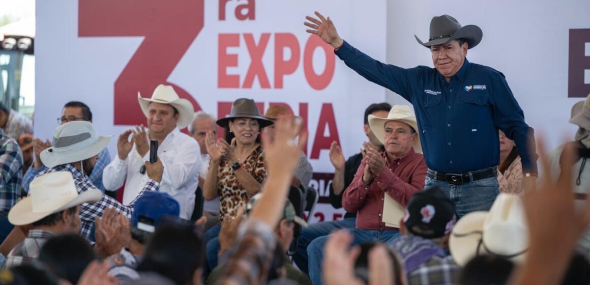 CON DERRAMA DE 200 MILLONES DE PESOS, BENEFICIA GOBERNADOR DAVID MONREAL A PRODUCTORES EN FERIA REGIONAL AGROPECUARIA EN FRESNILLO