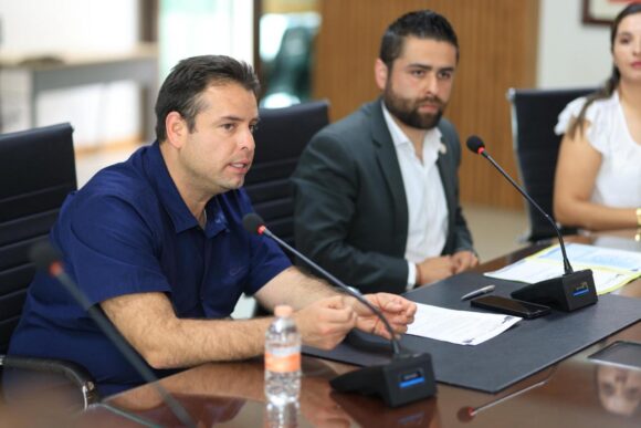 INTEGRAN GRUPO INTERDISCIPLINARIO DE ARCHIVOS EN EL AYUNTAMIENTO DE ZACATECAS