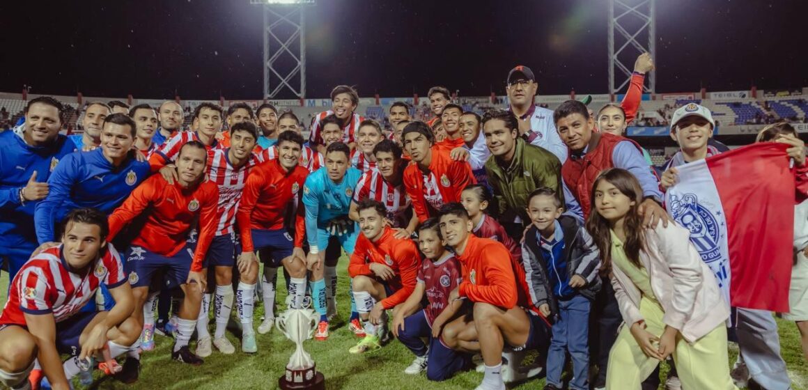 CHIVAS DE GUADALAJARA SE IMPONE A MINEROS DE ZACATECAS Y CONQUISTA LA COPA POR EL BIENESTAR 2025