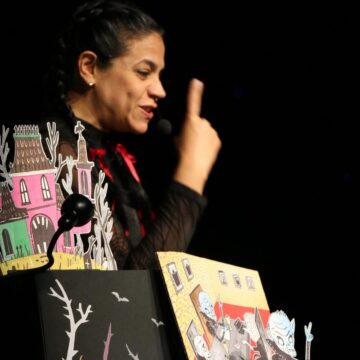 PRESENTA VIVIANA AMAYA EN ZACATECAS “DOCE MANERAS DE AFILARSE LOS COLMILLOS”