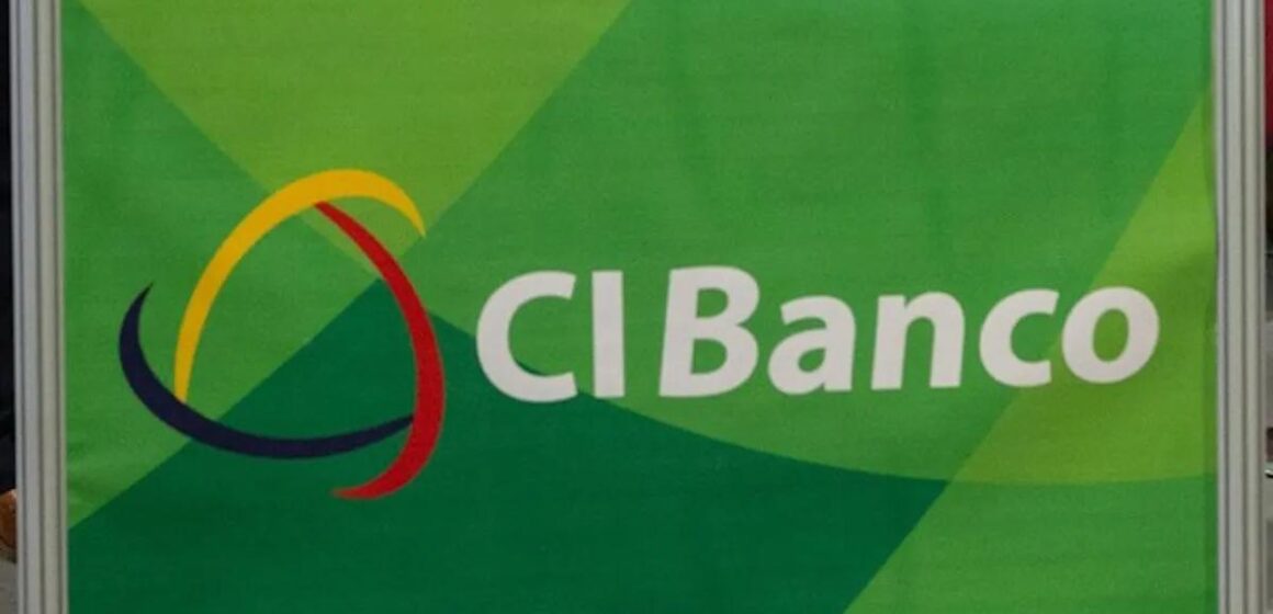 INTERCAM Y CI BANCO PUEDEN SEGUIR OPERANDO CON INSTITUCIONES, EMPRESAS Y FIDEICOMISOS MEXICANOS: ABM