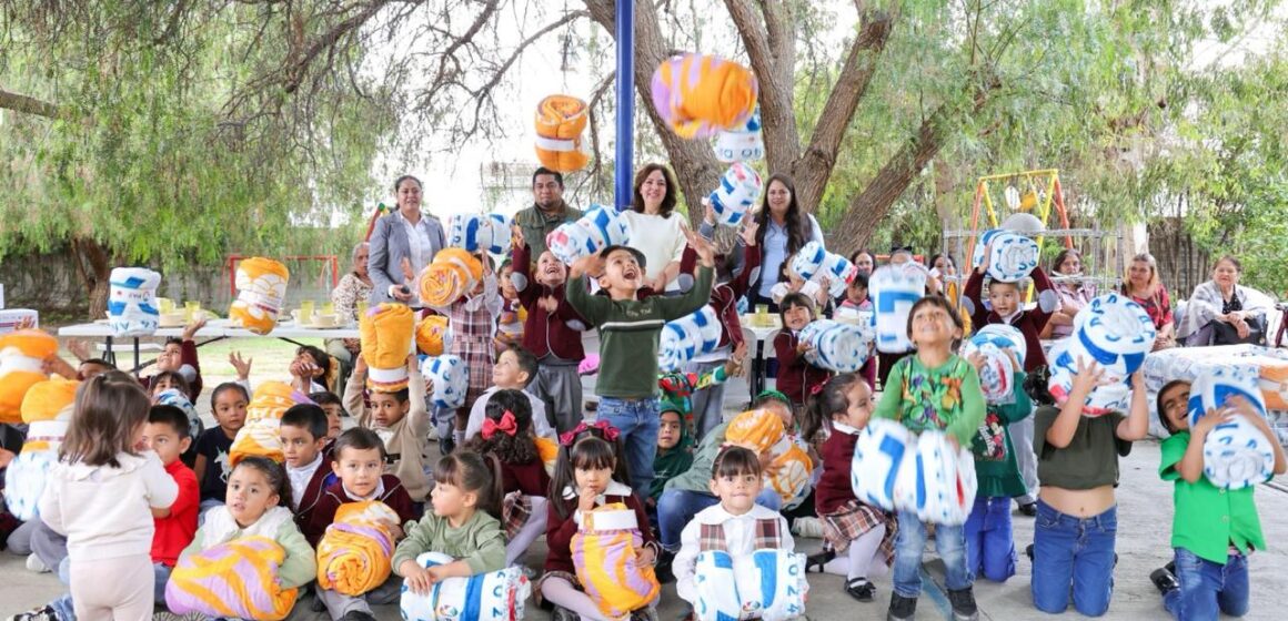 BENEFICIA GOBIERNO DE ZACATECAS A NIÑEZ DE NORIA DE ÁNGELES Y VILLA HIDALGO, CON COMEDORES ESCOLARES