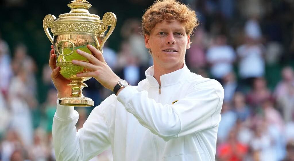 JANNIK SINNER SE CONSAGRA CAMPEÓN DE WIMBLEDON TRAS VENCER A CARLOS ALCARAZ