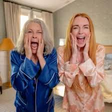 LINDSAY LOHAN Y JAMIE LEE CURTIS SE PRESENTAN EN MÉXICO PARA LA PREMIER DE “OTRO VIERNES DE LOCOS”
