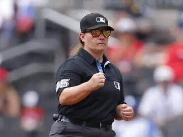 JEN PAWOL ES LA PRIMERA MUJER EN ARBITRAR UN JUEGO DE TEMPORADA REGULAR EN MLB JEN PAWOL ES LA PRIMERA MUJER EN ARBITRAR UN JUEGO DE TEMPORADA REGULAR EN MLB