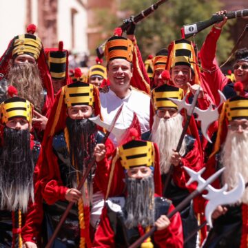 AYUNTAMIENTO DE ZACATECAS CELEBRA RÉCORD GUINNESS OBTENIDO EN LAS MORISMAS DE BRACHO. AYUNTAMIENTO DE ZACATECAS CELEBRA RÉCORD GUINNESS OBTENIDO EN LAS MORISMAS DE BRACHO.