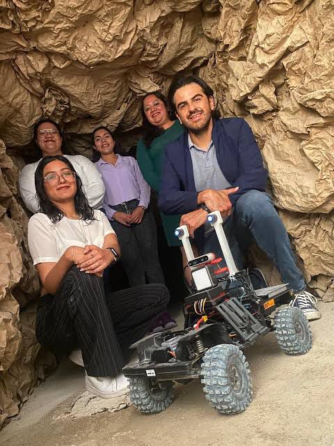 MEXICANAS DISEÑAN UN ROBOT EXPLORADOR QUE IDENTIFICA RIESGOS EN MINAS