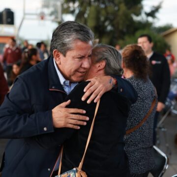 DISTRIBUYE GOBERNADOR DAVID MONREAL APOYOS ALIMENTARIOS DE CORAZÓN CONTENTO A 250 FAMILIAS DE PUEBLA DEL PALMAR Y LAS MERCEDES, EN FRESNILLO