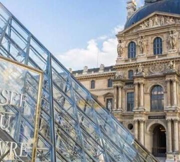 ROBAN EL «MUSEE DE LOUVRE» EN 7 MINUTOS, SE LLEVAN JOYAS DE VALOR INCALCULABLE
