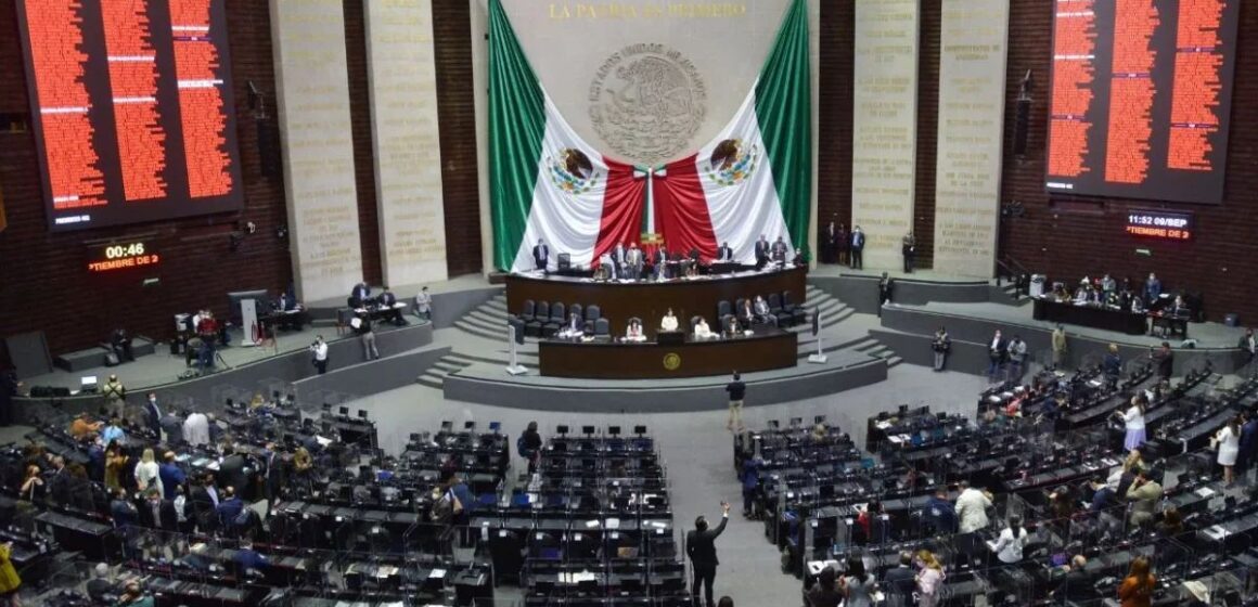 DIPUTADOS APRUEBAN LEY ORGÁNICA DE LA ARMADA DE MÉXICO