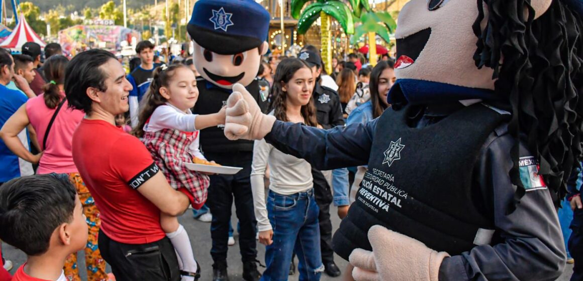 REAFIRMA RODRIGO REYES COMPROMISO DEL GOBIERNO DE ZACATECAS PARA GARANTIZAR LA PAZ EN LA ENTIDAD REAFIRMA RODRIGO REYES COMPROMISO DEL GOBIERNO DE ZACATECAS PARA GARANTIZAR LA PAZ EN LA ENTIDAD