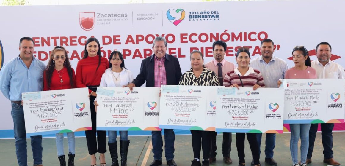 CON INVERSIÓN SUPERIOR A 13 MDP, ENTREGA GOBERNADOR DAVID MONREAL RECURSOS PARA UNIFORMES ESCOLARES EN FRESNILLO