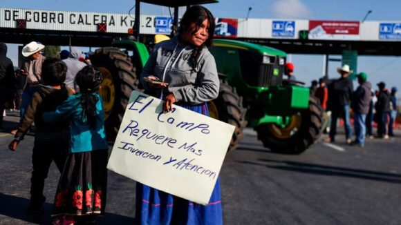 LOGRAN ACUERDO CON PRODUCTORES DE MAÍZ QUE BLOQUEARON CARRETERAS EN EL PAÍS ANTE EXIGENCIA DE MEJORES PRECIOS