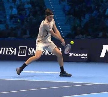 ALCARAZ SOBREVIVE A UN COMBATIVO FRITZ EN LAS FINALES ATP EN TURÍN