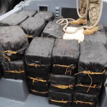 DECOMISAN EN PANAMÁ UN BARCO CON DROGA QUE TENÍA COMO DESTINO MÉXICO DECOMISAN EN PANAMÁ UN BARCO CON DROGA QUE TENÍA COMO DESTINO MÉXICO