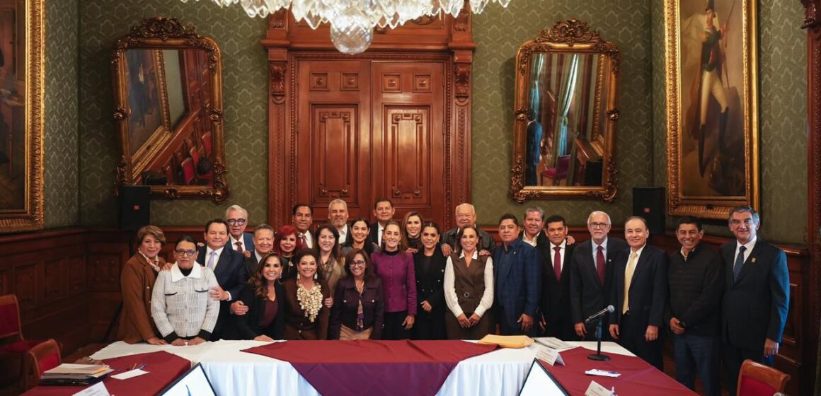 EN REUNIÓN CON LA PRESIDENTA CLAUDIA SHEINBAUM, CONSTATA GOBERNADOR DAVID MONREAL AVANCES EN EL FORTALECIMIENTO DE LA SALUD