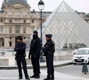 MUSEO DEL LOUVRE IMPLEMENTA NUEVAS MEDIDAS DE SEGURIDAD TRAS ROBO DE JOYAS EN OCTUBRE