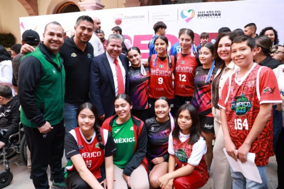 PRESIDE GOBERNADOR DAVID MONREAL DESFILE CÍVICO-DEPORTIVO EN CONMEMORACIÓN DE 115 ANIVERSARIO DE LA REVOLUCIÓN MEXICANA PRESIDE GOBERNADOR DAVID MONREAL DESFILE CÍVICO-DEPORTIVO EN CONMEMORACIÓN DE 115 ANIVERSARIO DE LA REVOLUCIÓN MEXICANA