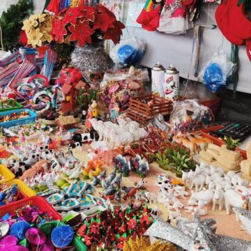 ZACATECAS CAPITAL IMPULSA LA ECONOMÍA Y SE LLENA DE LUZ: VUELVE EL TIANGUIS NAVIDEÑO DE “EL TORITO”