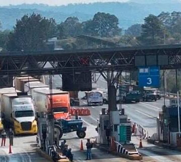 BLOQUEOS EN LA FRONTERIZA CIUDAD JUÁREZ PROVOCAN PÉRDIDAS MILLONARIAS EN CHIHUAHUA