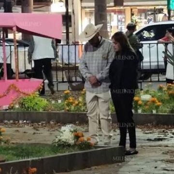 «PROMETO QUE NO TE FALLARÉ»: GRECIA QUIROZ VISITA EL LUGAR DONDE HACE UN MES FUE ASESINADO CARLOS MANZO «PROMETO QUE NO TE FALLARÉ»: GRECIA QUIROZ VISITA EL LUGAR DONDE HACE UN MES FUE ASESINADO CARLOS MANZO