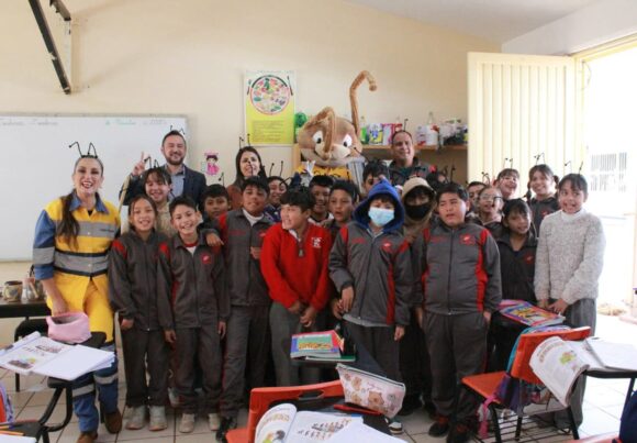 LA HORMIGA FLOW LLEGA A LAS ESCUELAS PARA IMPULSAR UNA CULTURA DE LIMPIEZA EN LA NIÑEZ ZACATECANA
