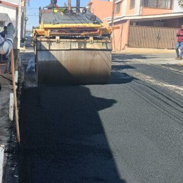 AYUNTAMIENTO INTERVIENE 30 MIL METROS CUADRADOS DE CALLES EN LA CAPITAL AYUNTAMIENTO INTERVIENE 30 MIL METROS CUADRADOS DE CALLES EN LA CAPITAL