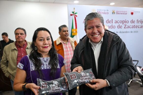 EL GOBERNADOR DAVID MONREAL, COMPROMETE AL GOBIERNO DE MÉXICO A ABRIR TOTALIDAD DE CENTROS DE ACOPIO DE FRIJOL HOY VIERNES EL GOBERNADOR DAVID MONREAL, COMPROMETE AL GOBIERNO DE MÉXICO A ABRIR TOTALIDAD DE CENTROS DE ACOPIO DE FRIJOL HOY VIERNES