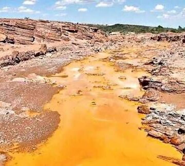 SHEINBAUM ANUNCIA QUE GRUPO MÉXICO CUBRIRÁ TODOS LOS DAÑOS POR LA CONTAMINACIÓN DEL RÍO SONORA HACE MÁS DE 10 AÑOS