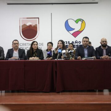 GARANTIZA GOBIERNO DE ZACATECAS CONDICIONES PARA EL REGRESO A CLASES DE MÁS DE 344 MIL ALUMNAS Y ALUMNOS GARANTIZA GOBIERNO DE ZACATECAS CONDICIONES PARA EL REGRESO A CLASES DE MÁS DE 344 MIL ALUMNAS Y ALUMNOS