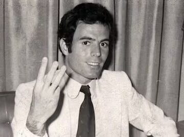 JULIO IGLESIAS ENFRENTA DENUNCIA POR PRESUNTOS CASOS DE ACOSO Y AGRESIÓN SEXUAL JULIO IGLESIAS ENFRENTA DENUNCIA POR PRESUNTOS CASOS DE ACOSO Y AGRESIÓN SEXUAL