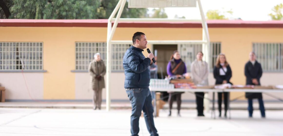 MIGUEL VARELA MODERNIZA ESCUELAS Y REFUERZA SEGURIDAD DE LA NIÑEZ ZACATECANA