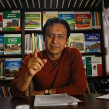 CASO MARX ARRIAGA: REVELAN COBRO DE CUOTAS POR PLAZAS EN LA SEP CASO MARX ARRIAGA: REVELAN COBRO DE CUOTAS POR PLAZAS EN LA SEP