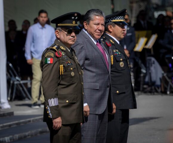 EN EL DÍA DE LA BANDERA, CONVOCA GOBERNADOR DAVID MONREAL A PONER A MÉXICO Y ZACATECAS POR ENCIMA DE TODO EN EL DÍA DE LA BANDERA, CONVOCA GOBERNADOR DAVID MONREAL A PONER A MÉXICO Y ZACATECAS POR ENCIMA DE TODO