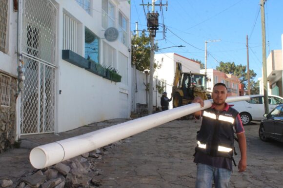 REHABILITA JIAPAZ RED DE AGUA POTABLE EN CALLE CONSTITUCIÓN, EN ZACATECAS