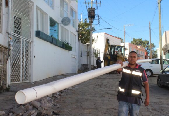 REHABILITA JIAPAZ RED DE AGUA POTABLE EN CALLE CONSTITUCIÓN, EN ZACATECAS REHABILITA JIAPAZ RED DE AGUA POTABLE EN CALLE CONSTITUCIÓN, EN ZACATECAS
