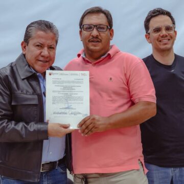 DAVID MONREAL REGULARIZA 301 UNIDADES DE TRANSPORTE PÚBLICO