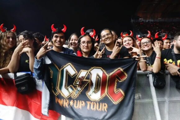 AC/DC VUELVE A SONAR EN MÉXICO 17 AÑOS DESPUÉS