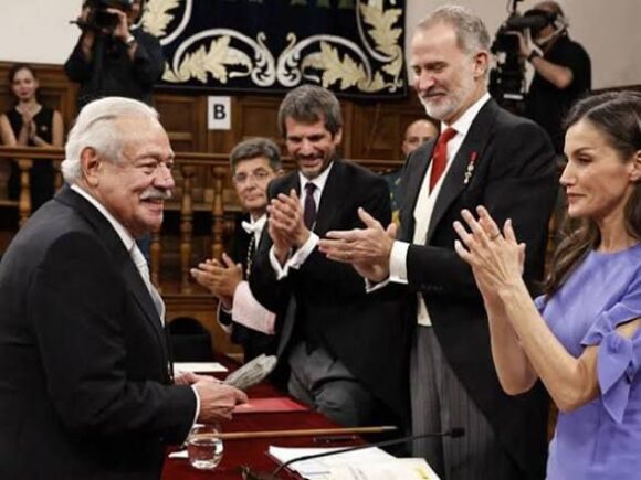 MEXICANO GONZALO CELORIO RECIBE EL PREMIO CERVANTES 2025