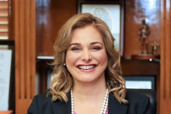 MARU CAMPOS, GOBERNADORA DE CHIHUAHUA, CANCELA REUNIÓN CON EL SENADO MARU CAMPOS, GOBERNADORA DE CHIHUAHUA, CANCELA REUNIÓN CON EL SENADO