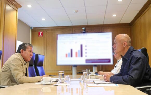 SOSTIENE GOBERNADOR DAVID MONREAL REUNIÓN CON TITULAR DE SICT PARA FORTALECER LA INFRAESTRUCTURA CARRETERA DE ZACATECAS SOSTIENE GOBERNADOR DAVID MONREAL REUNIÓN CON TITULAR DE SICT PARA FORTALECER LA INFRAESTRUCTURA CARRETERA DE ZACATECAS