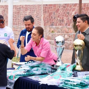 CLAUDIA SHEINBAUM REALIZA VISITA SORPRESA A SLP PARA ENTREGAR BOLETOS DEL MUNDIAL 2026 CLAUDIA SHEINBAUM REALIZA VISITA SORPRESA A SLP PARA ENTREGAR BOLETOS DEL MUNDIAL 2026