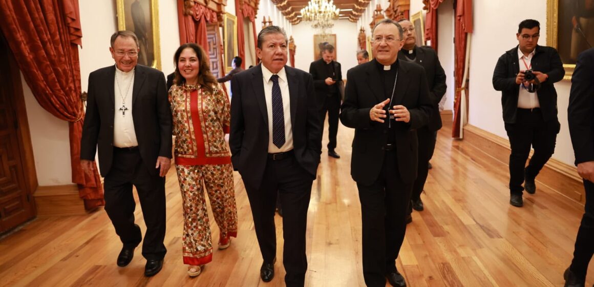 SOSTIENE GOBERNADOR DAVID MONREAL REUNIÓN CON NUNCIO APOSTÓLICO EN MÉXICO, JOSEPH SPITERI SOSTIENE GOBERNADOR DAVID MONREAL REUNIÓN CON NUNCIO APOSTÓLICO EN MÉXICO, JOSEPH SPITERI