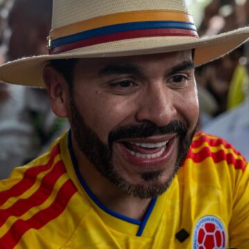 ABELARDO DE LA ESPRIELLA ENCABEZA LAS PRESIDENCIALES DE COLOMBIA CON 50% DE VOTOS COMPUTADOS ABELARDO DE LA ESPRIELLA ENCABEZA LAS PRESIDENCIALES DE COLOMBIA CON 50% DE VOTOS COMPUTADOS