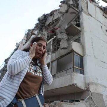 VÍCTIMAS POR SISMOS EN VENEZUELA SUBEN A 188 MUERTOS, MÁS DE MIL 500 HERIDOS Y 157 PERSONAS DESAPARECIDAS VÍCTIMAS POR SISMOS EN VENEZUELA SUBEN A 188 MUERTOS, MÁS DE MIL 500 HERIDOS Y 157 PERSONAS DESAPARECIDAS
