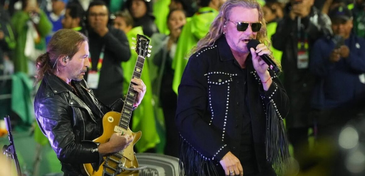 MANÁ ENCIENDE EL ESTADIO AZTECA EN MEDIO TIEMPO DEL MÉXICO VS INGLATERRA CON ‘EL REY’ MANÁ ENCIENDE EL ESTADIO AZTECA EN MEDIO TIEMPO DEL MÉXICO VS INGLATERRA CON ‘EL REY’